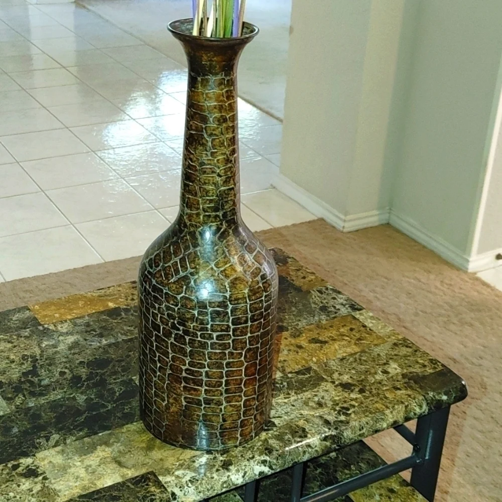 Vintage Long Neck Eggshell Design Tall Brown Vase 15